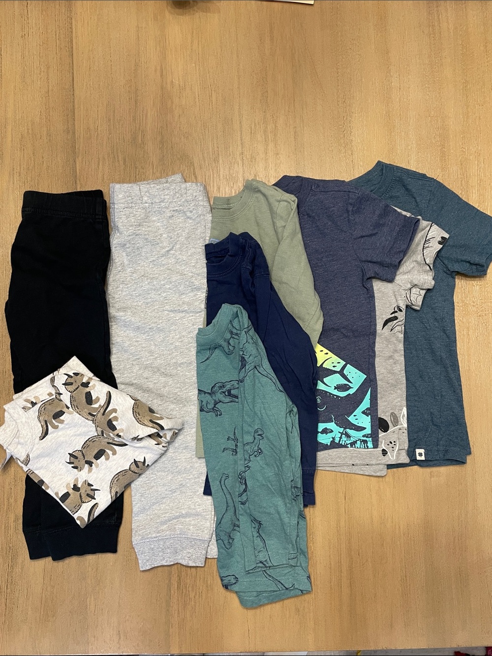 Mixed Bundle of kids Clothing -4T